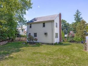 41 Sunset Hill Rd, Boston MA 02132