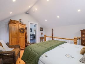 11 High St, West Brookfield MA 01585