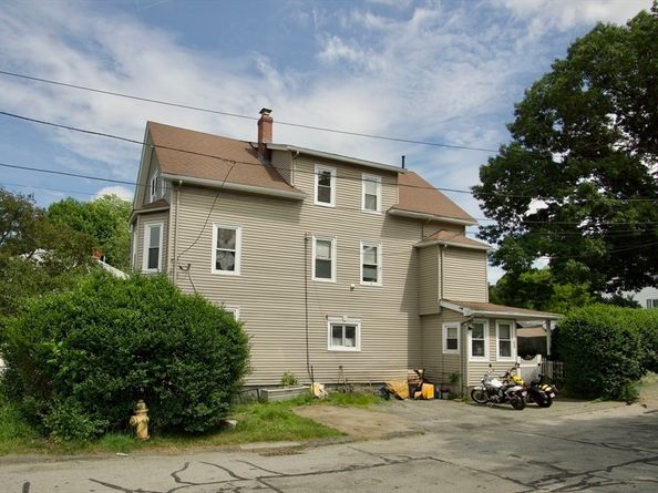 696 Grafton St, Worcester MA 01604