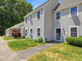 47 Old Colony Ln 240, Marshfield MA 02050