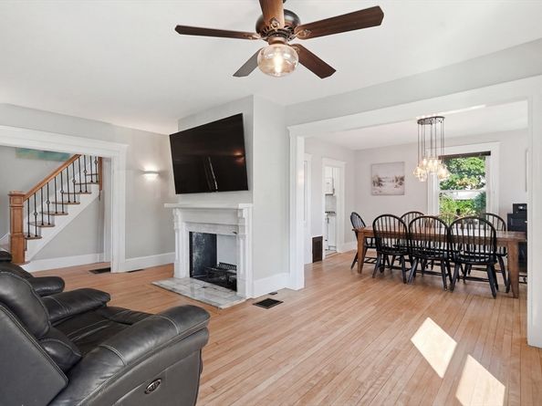 52 Pebble Ave, Winthrop MA 02152