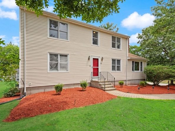 10 Cheshire Rd, Sharon MA 02067