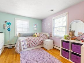 32 Smith Ave, Newton MA 02465