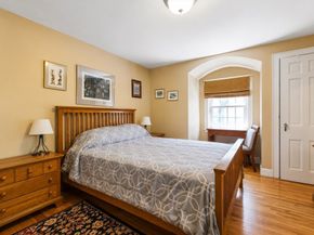 32 Smith Ave, Newton MA 02465