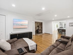 84 City Depot Rd, Charlton MA 01507