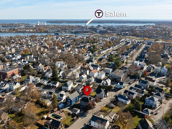 18 Balcomb St B, Salem MA 01970