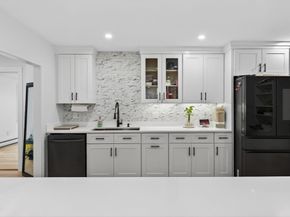 52 High St, Hudson MA 01749