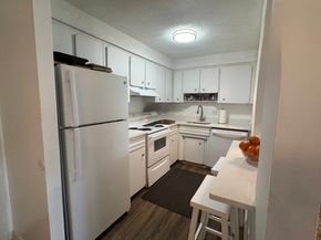 180 Main St 1202, Bridgewater MA 02324