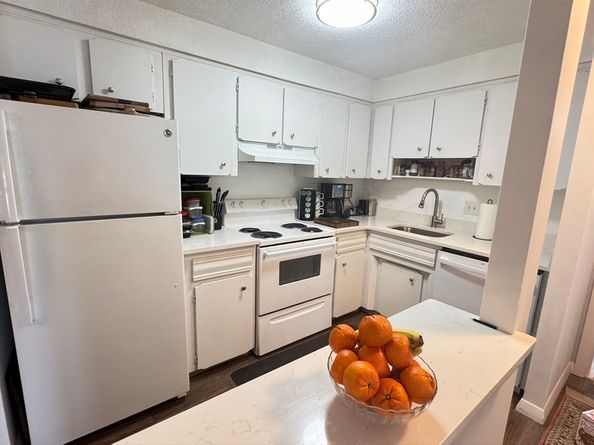 180 Main St 1202, Bridgewater MA 02324