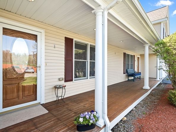 218 Rangeway Rd 232, Billerica MA 01862