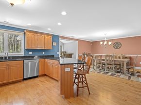 218 Rangeway Rd 232, Billerica MA 01862