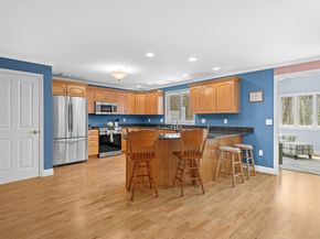 218 Rangeway Rd 232, Billerica MA 01862