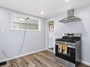 68 Western Ave, Lynn MA 01904