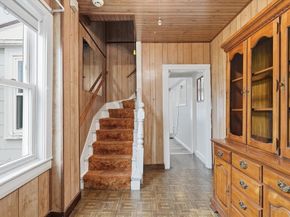 68 Western Ave, Lynn MA 01904