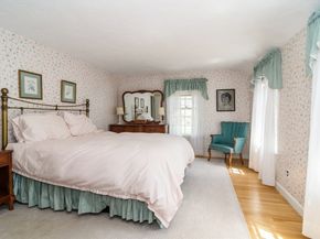 7 Woodleigh Rd, Natick MA 01760