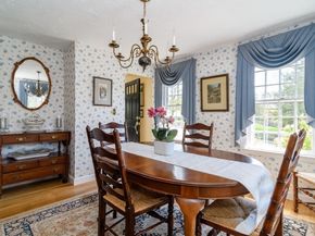 7 Woodleigh Rd, Natick MA 01760