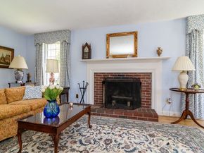 7 Woodleigh Rd, Natick MA 01760