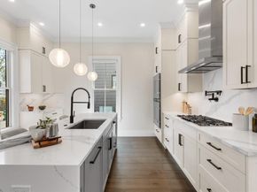 160 Norfolk St 1, Cambridge MA 02139