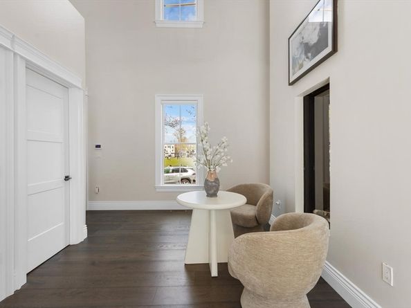 160 Norfolk St 1, Cambridge MA 02139