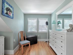 9 G St, Hull MA 02045