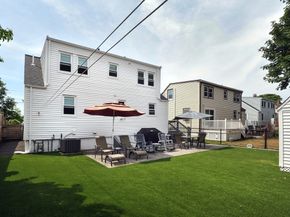 9 G St, Hull MA 02045