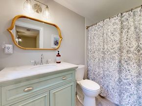 375 Linebrook Rd, Ipswich MA 01938