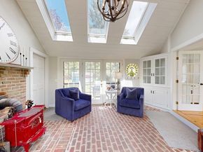 375 Linebrook Rd, Ipswich MA 01938