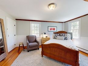 375 Linebrook Rd, Ipswich MA 01938