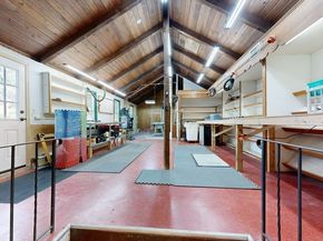 375 Linebrook Rd, Ipswich MA 01938