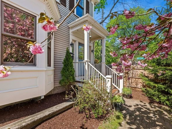 20 Maple Street, Lexington MA 02420