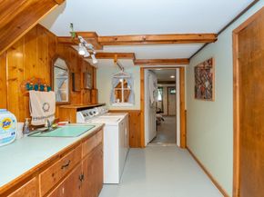 37 Colrain Rd, Topsfield MA 01983