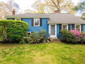 37 Colrain Rd, Topsfield MA 01983