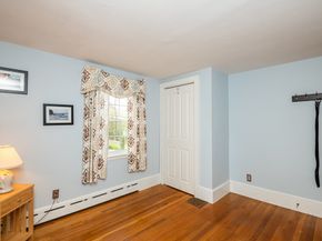 37 Colrain Rd, Topsfield MA 01983