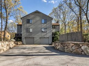 146 Mountain Gate Rd 146, Ashland MA 01721