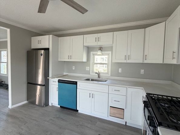 7 Chestnut St, Rockland MA 02370