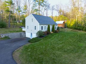 15 Oak Dr, West Brookfield MA 01585