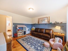 15 Oak Dr, West Brookfield MA 01585