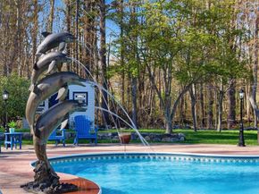 25 Valley View Drive, Grafton MA 01536