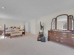 14 Mctaggart St, Westborough MA 01581