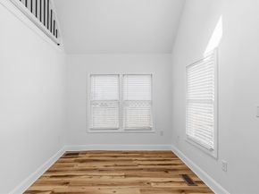 8 Cottage St, Wareham MA 02571