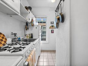 19 South Russell Street, Boston MA 02114