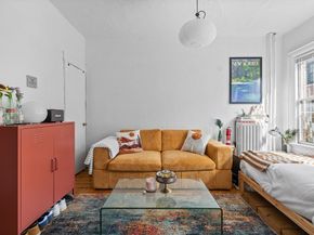 19 South Russell Street, Boston MA 02114