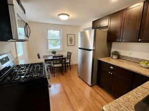 176 Main St A, Rockport MA 01966