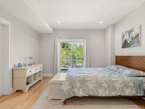 90 Columbia U90, Brookline MA 02446