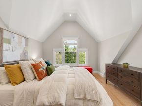 90 Columbia U90, Brookline MA 02446