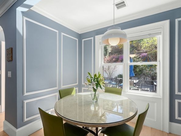 90 Columbia U90, Brookline MA 02446