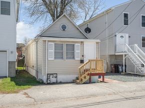 32 Arcadia St, Revere MA 02151