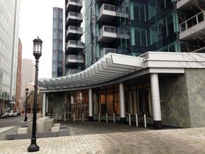 22 Liberty Dr 10I, Boston MA 02210