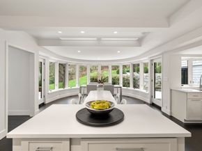 44 Meadowbrook Road, Weston MA 02493