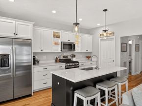 2 Hawthorne, Plymouth MA 02360